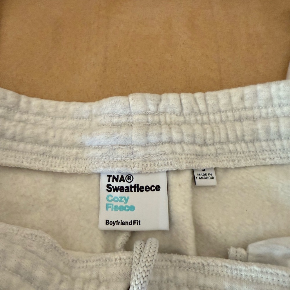Aritzia boyfriend sweatpants